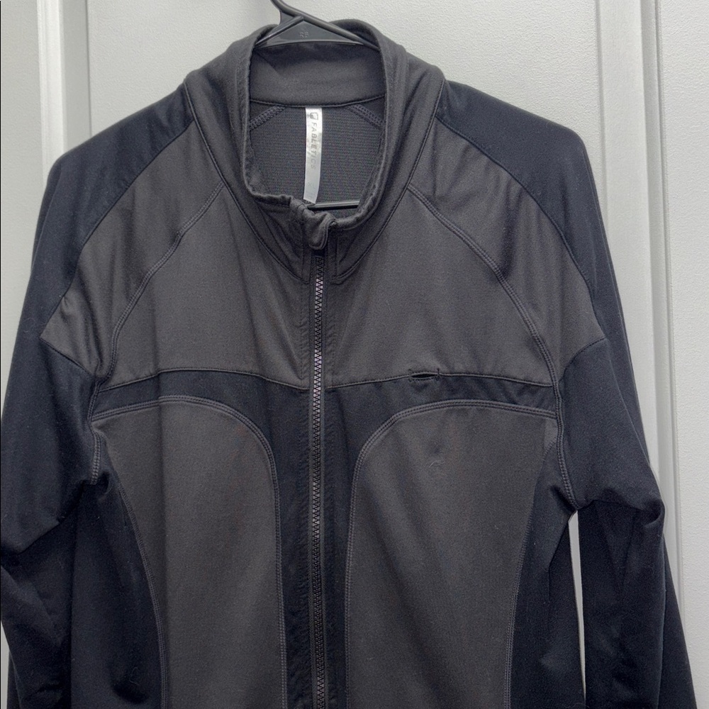 Fabletics Zip Up Jacket Sweatshirt Size XL - Picture 2 of 8